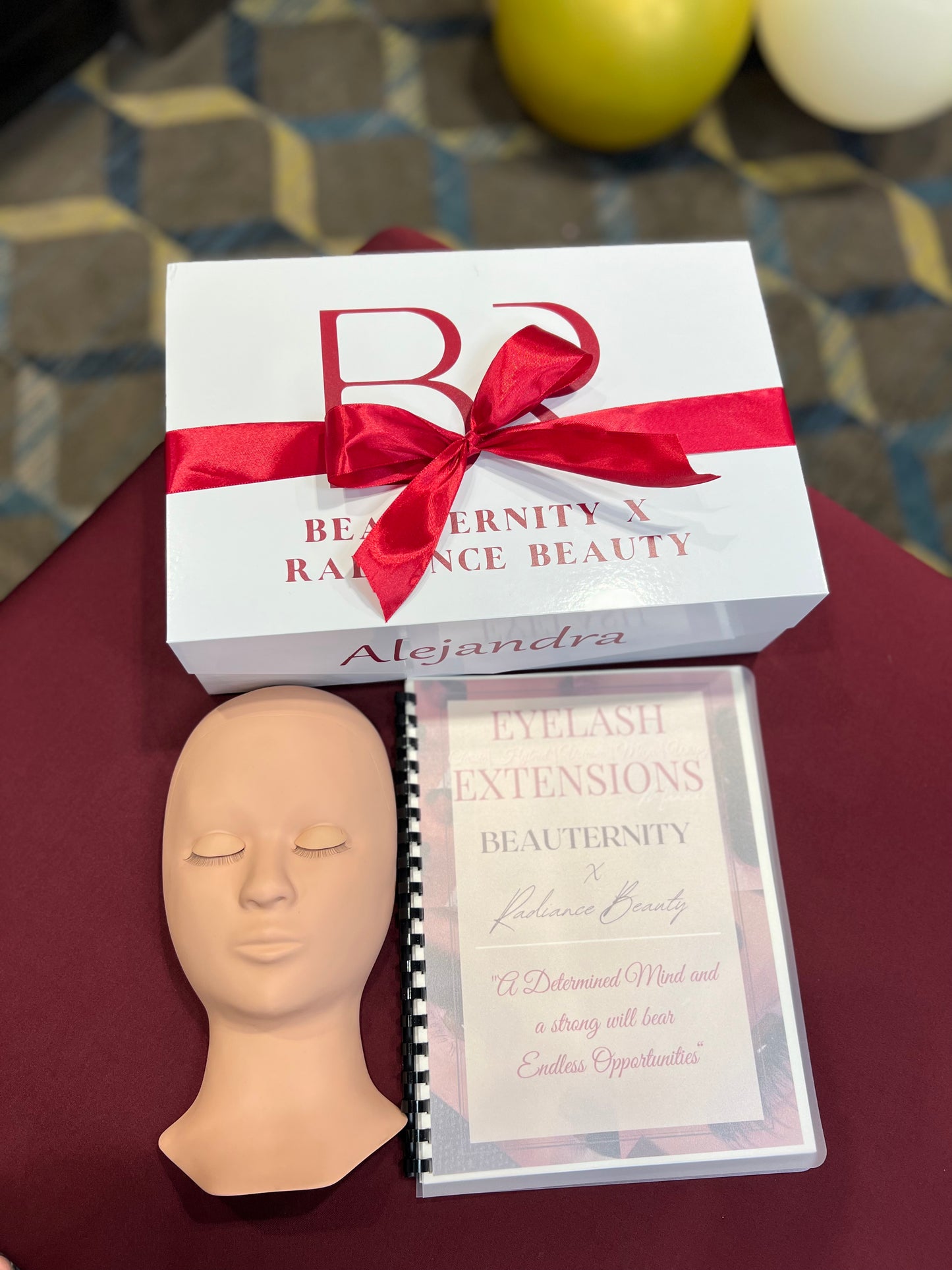 Group Eyelash Extensions Course